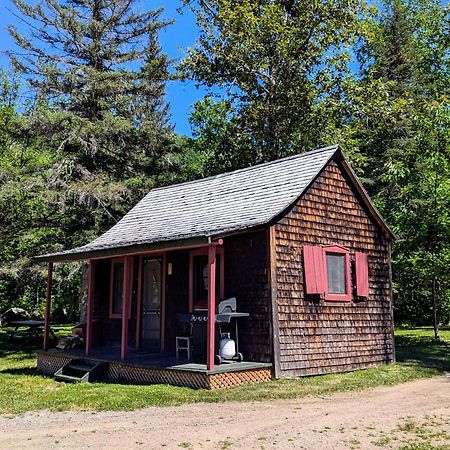 Riviere Petit Saguenay Villa Kültér fotó